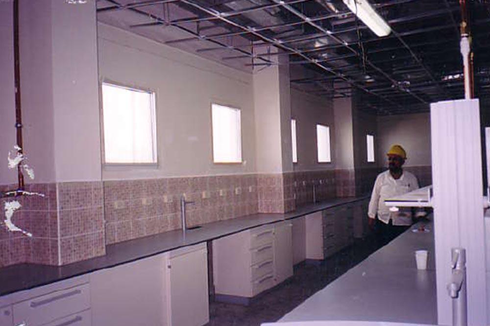 LND - Dommitta port gas station